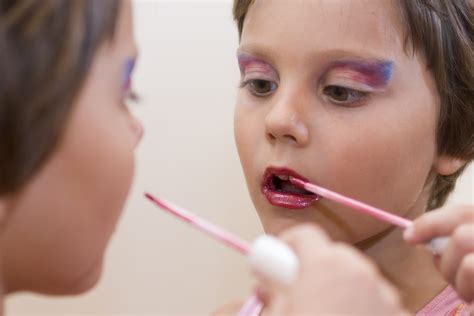 Kids Lipstick: A Safe and Fun Introduction to Beauty Products
